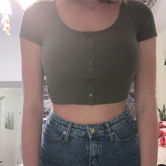 Olive crop top - Picture 3 of 3